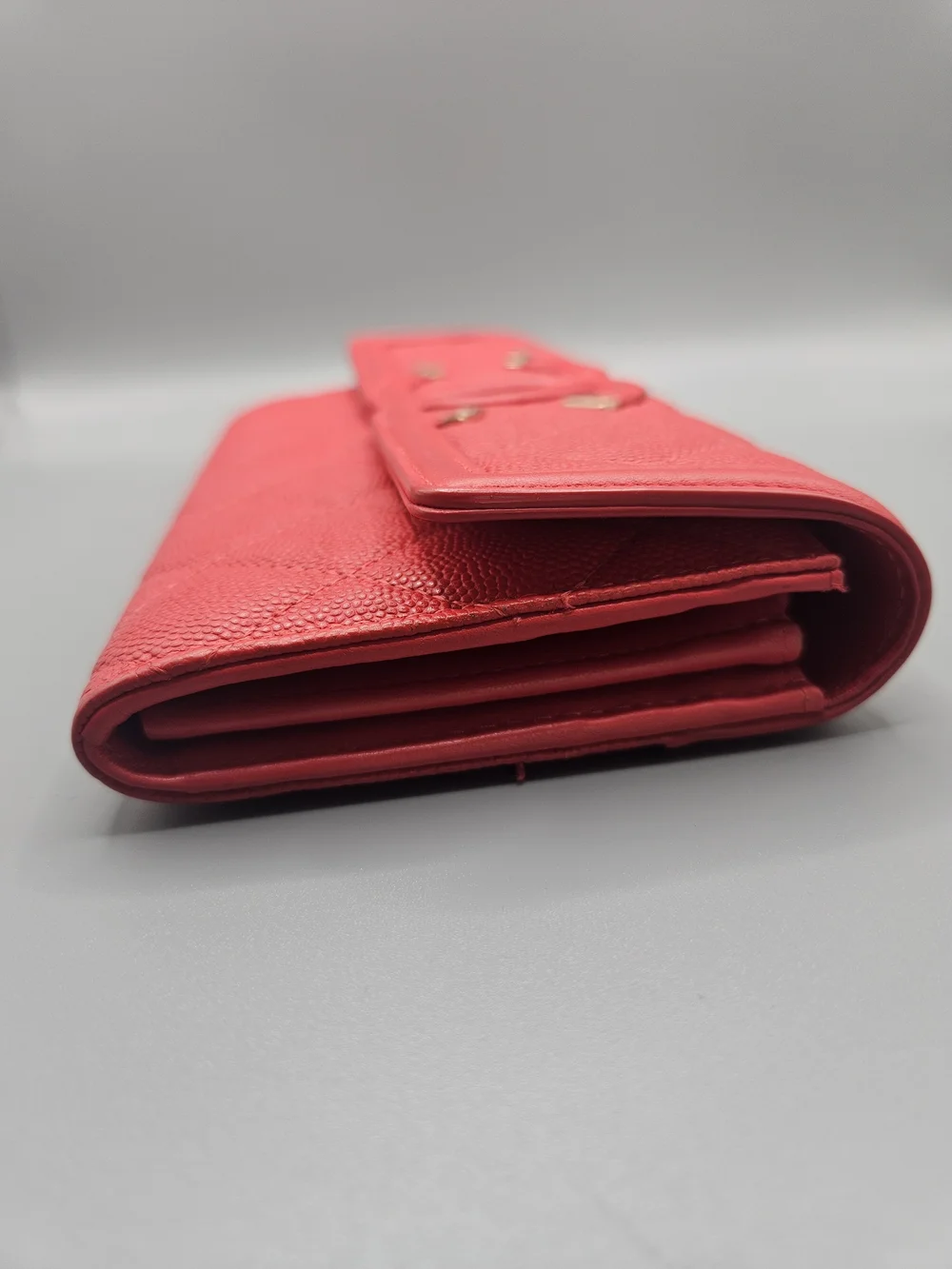 ❤️Caviar Quilted Large Filigree Gusset Flap Wallet Red❤️